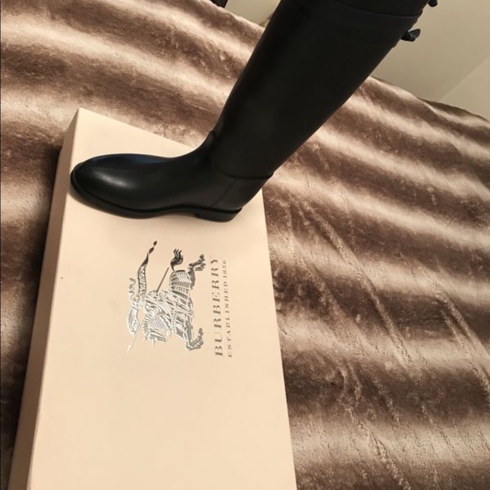 Burberry A:LF Brain